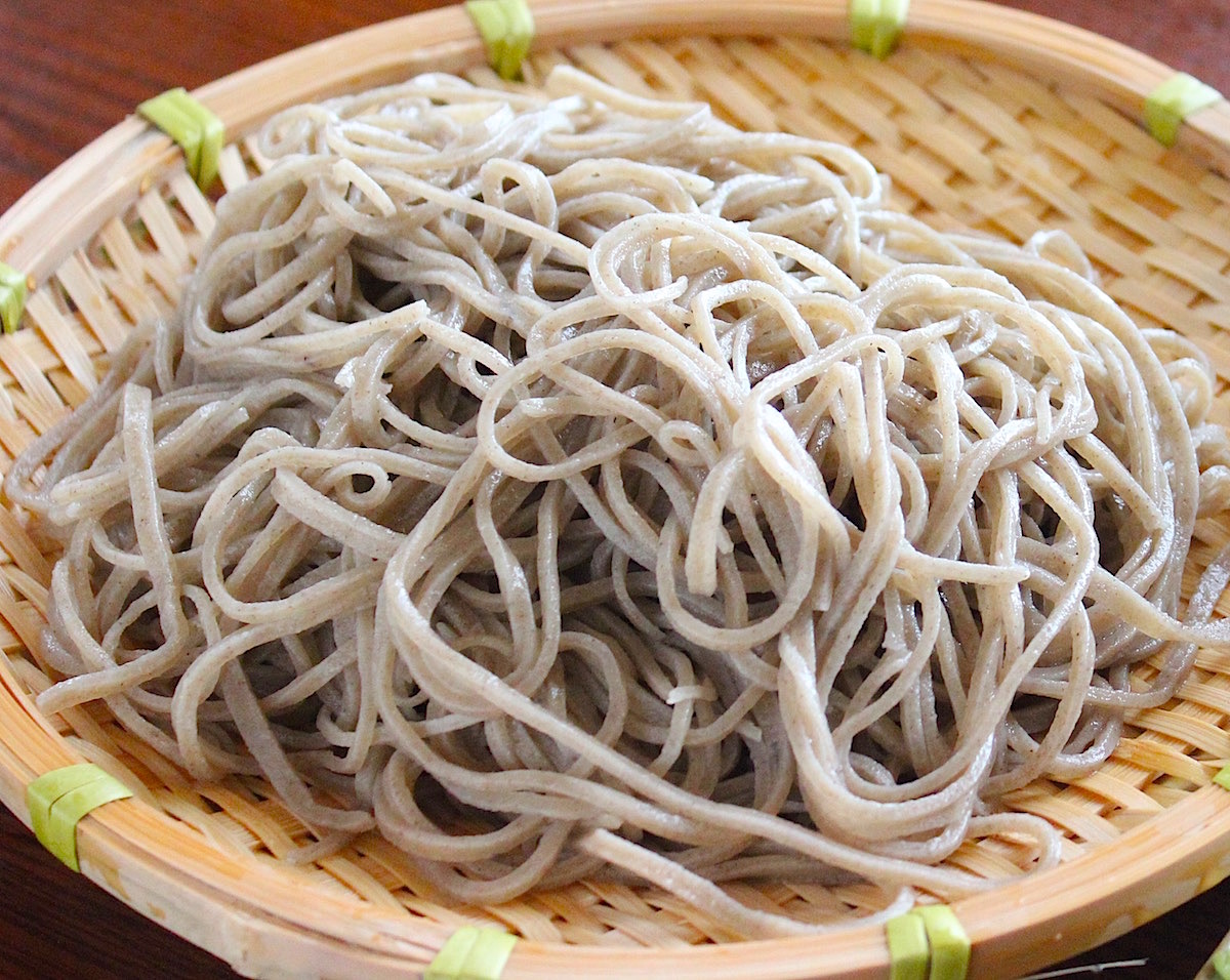 オヤマボクチをつなぎに使った須賀川そば